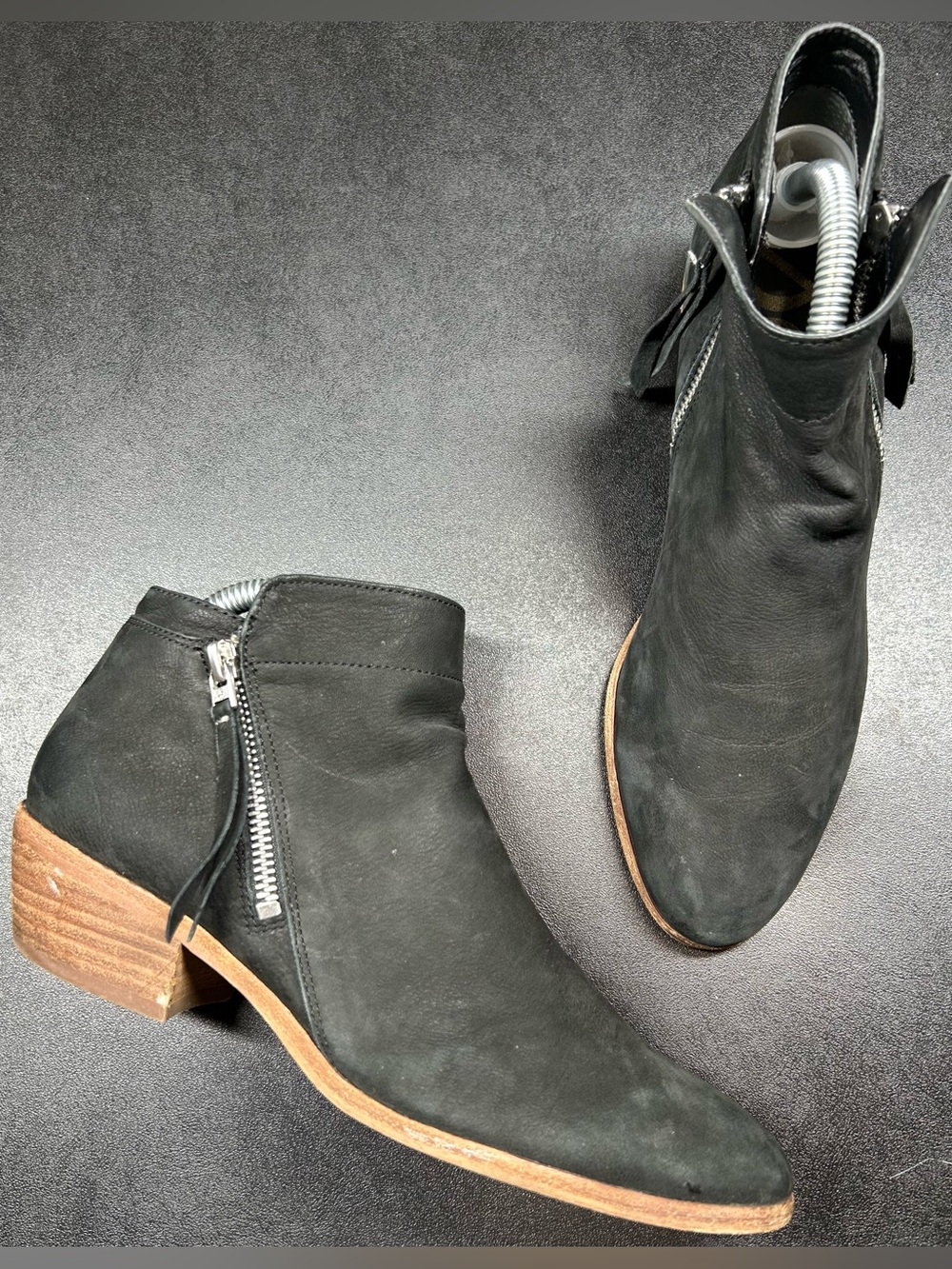 Sam Edelman Women’s Size 8.5 Black Nubuck Zip Booties Lo Block Heel Packer Boots